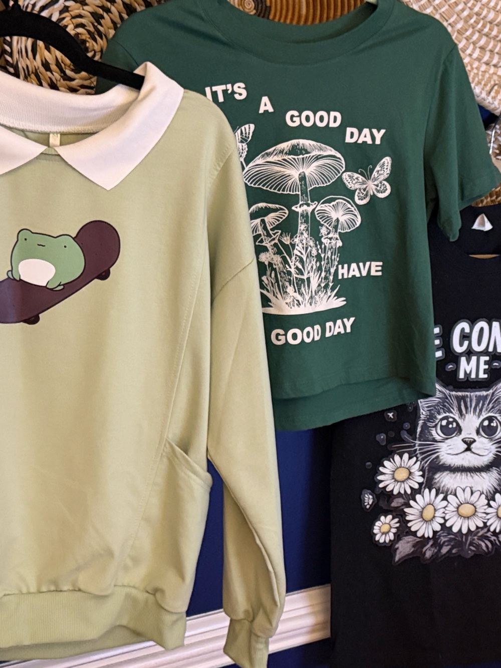 Back to school Tween Bundle Frog Collar Sweatshirt  | 2 shirts